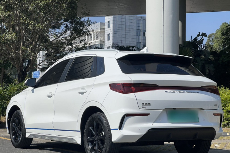 比亚迪e2 2020款 升级版 高续航版 尊贵型车身外观6003