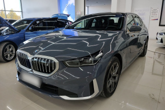 宝马i5 2024款 eDrive 35L 尊享型 豪华套装