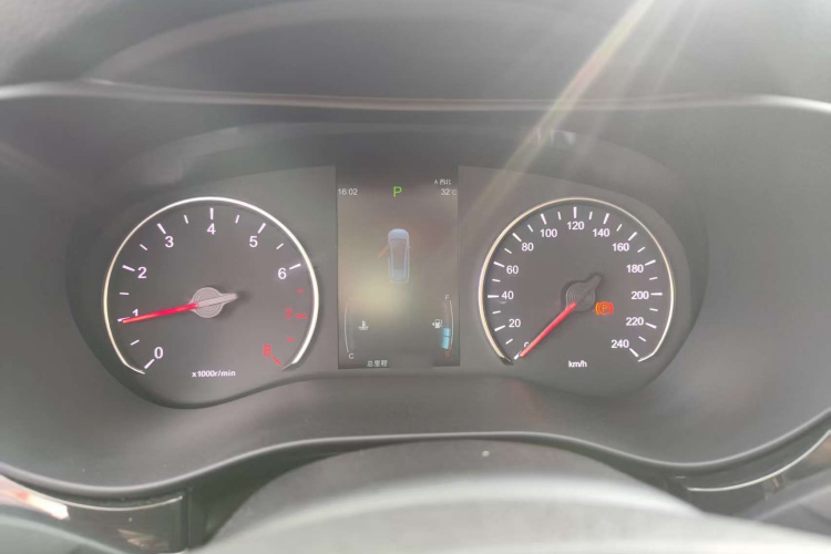 比亚迪 宋MAX 2019款 1.5T 自动智联睿逸天窗型 7座 国VI局部细节14