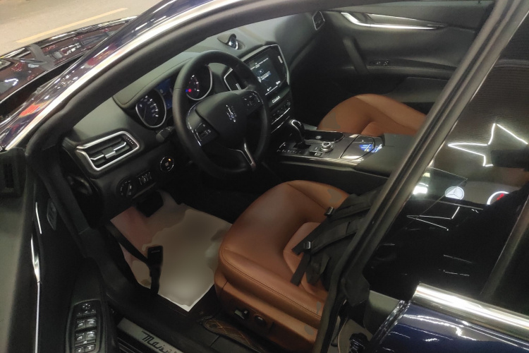 玛莎拉蒂 Ghibli 2018款 改款 3.0T 标准版局部细节19