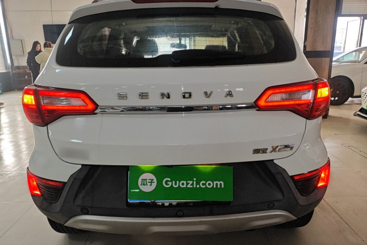 北京汽车 绅宝X25 2015款 1.5L 手动精英型车身外观6