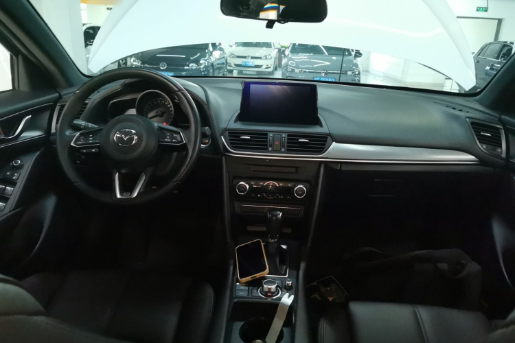 马自达CX-4 2021款 2.0L 自动两驱蓝天品位版中控内饰12