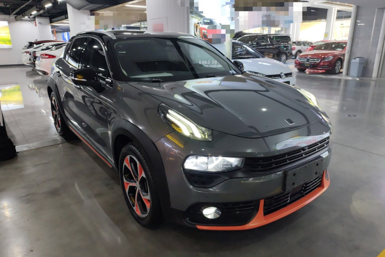 领克02 2018款 1.5T DCT两驱耀Pro版 国V车身外观3