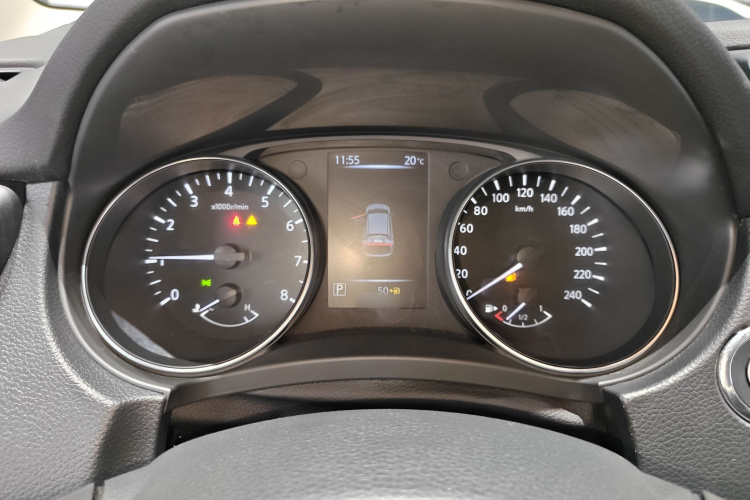 日产 逍客 2021款 2.0L CVT豪华领航版局部细节14