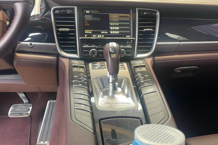保时捷 2014款 Panamera 4 3.0T中控内饰16