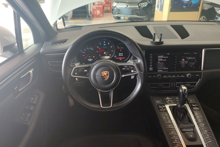 保时捷 2018款 Macan 2.0T中控内饰13