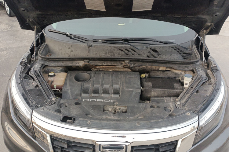 观致5 2018款 1.6T 自动尊贵型机舱底盘24