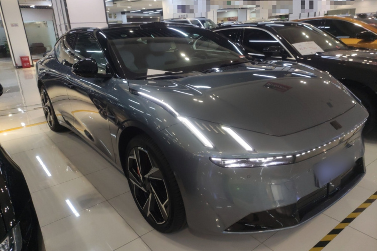 领克Z10 2024款 95kWh 702km四驱智驾Ultra车身外观6002