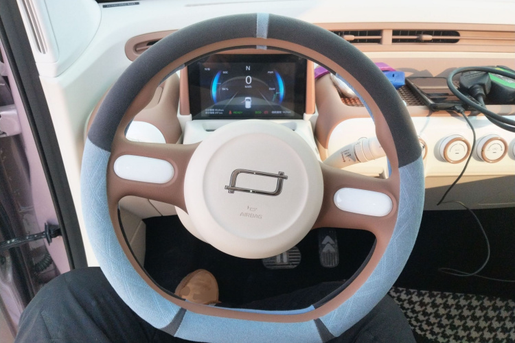 奔腾小马 2026款 222km 萌趣马 Plus局部细节13