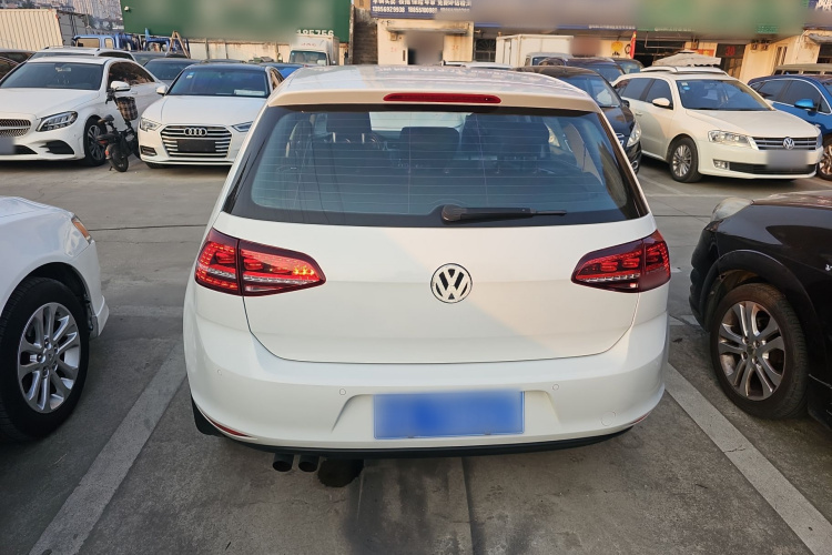 大众 高尔夫 2017款 230TSI 自动舒适百万辆纪念版车身外观6