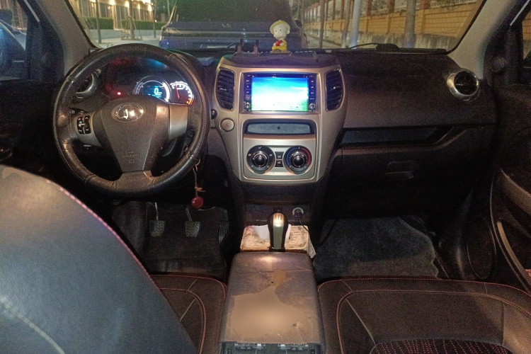 长城M4 2012款 1.5L 手动舒适型中控内饰12