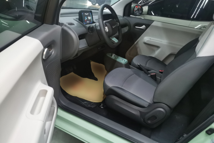 长安启源 长安Lumin 2023款 205km 香沁款中控内饰19