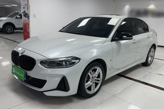 宝马1系 2021款 改款 120i M运动曜夜版