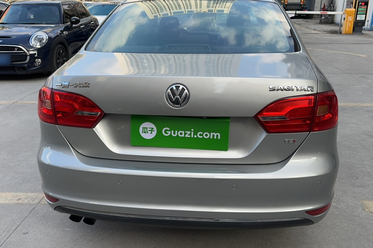 大众 速腾 2014款 改款 1.4TSI 自动豪华型车身外观6005