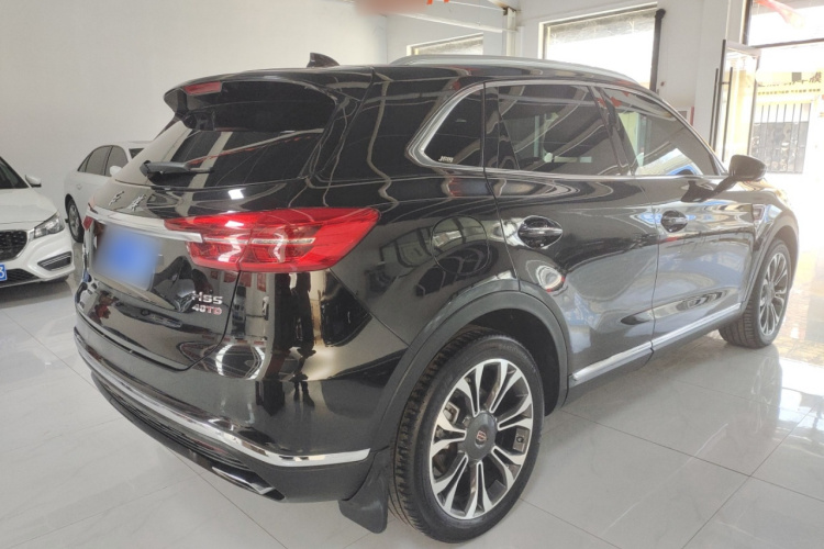 红旗HS5 2019款 2.0T 智联旗享四驱版车身外观7