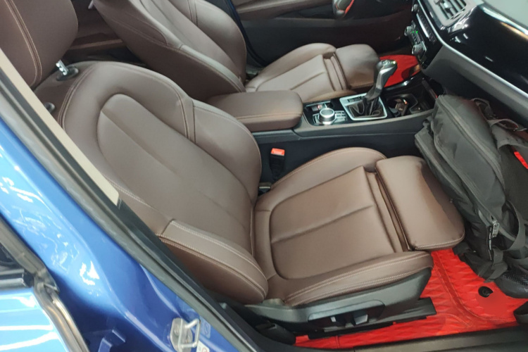 宝马1系 2019款 118i M运动套装局部细节41