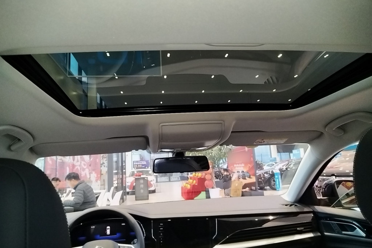 大众 帕萨特新能源 2025款 430PHEV 混动商务版中控内饰22