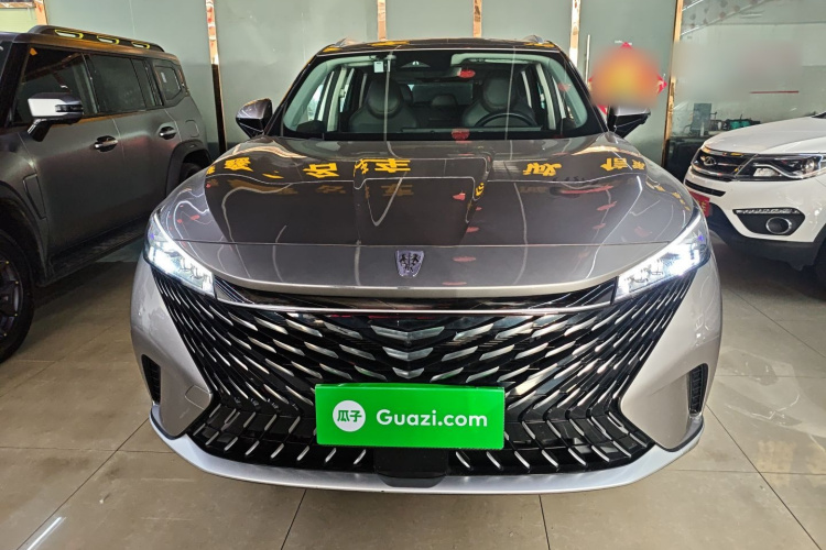 荣威RX5 2023款 1.5T 优越版车身外观2