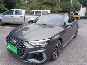 奥迪A3 2024款 A3L Limousine 35 TFSI 时尚运动型