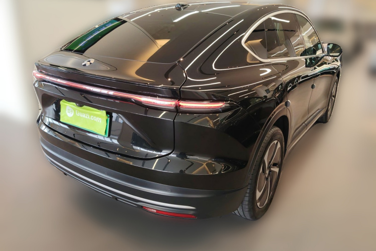 蔚来EC6 2023款 75kWh车身外观7