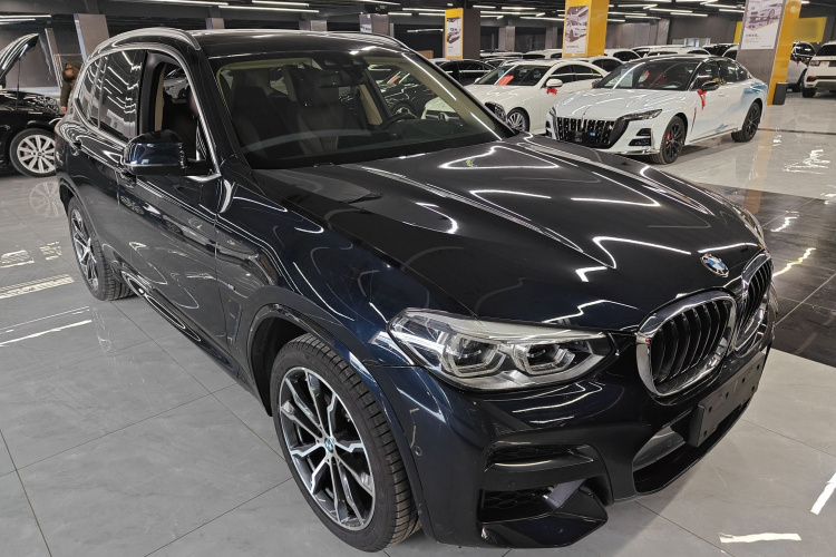 宝马X3 2021款 xDrive30i 领先型 M运动套装车身外观3