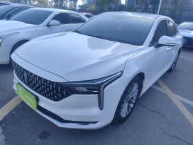 奔腾B70 2025款 龙耀版 1.5T 欢享型