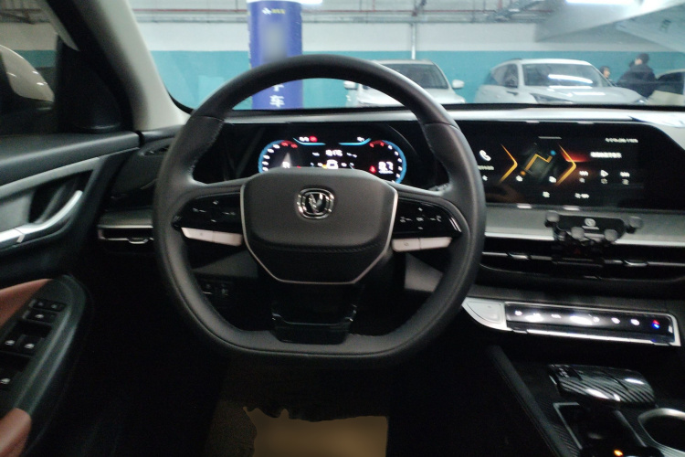 长安 逸动 2023款 畅享版 PLUS 蓝鲸NE 1.4T GDI DCT尊贵版中控内饰13