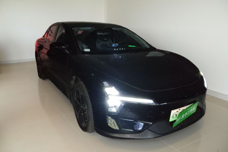 小鹏MONA M03 2025款 515 长续航 Plus车身外观3