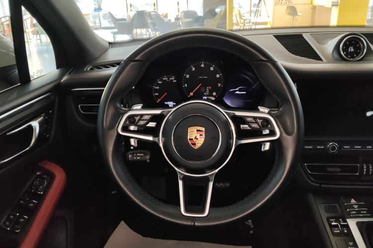 保时捷 2020款 Macan 2.0T中控内饰13