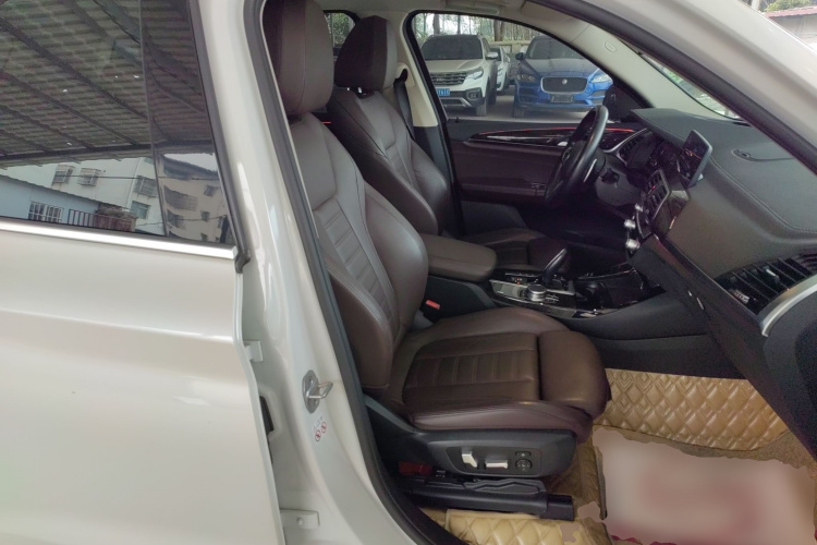 宝马X3 2020款  xDrive30i 领先型 M运动套装局部细节41