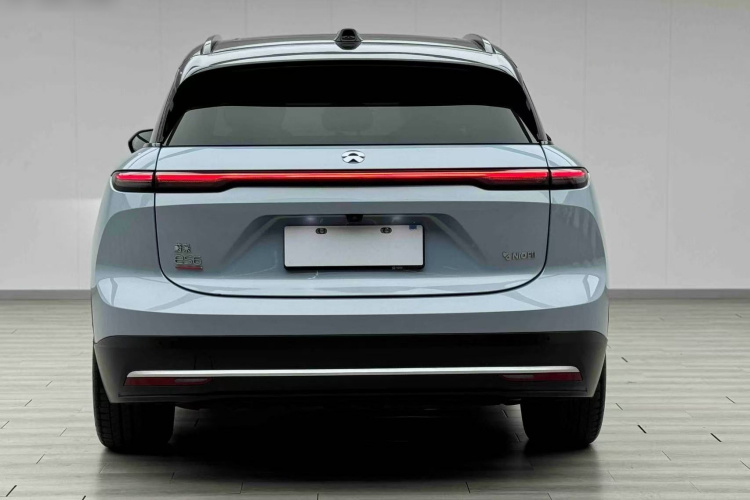 蔚来ES6 2023款 75kWh车身外观6