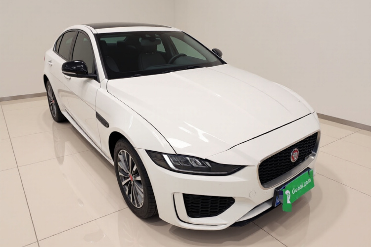 捷豹XEL 2020款 2.0T 200PS R-DYNAMIC 青春运动版车身外观3