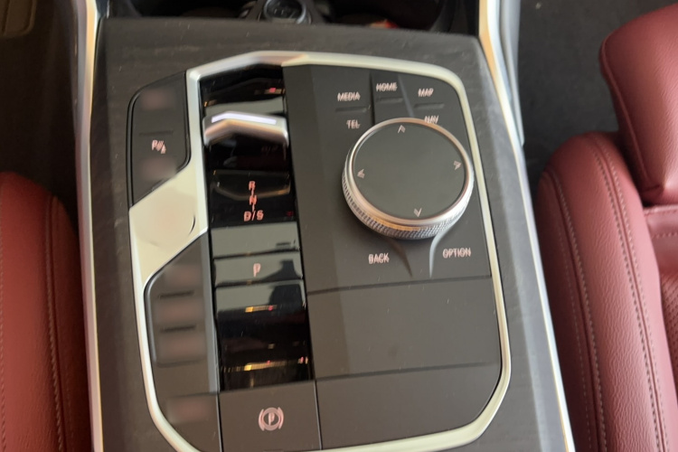 宝马3系 2024款 325i M运动套装局部细节18