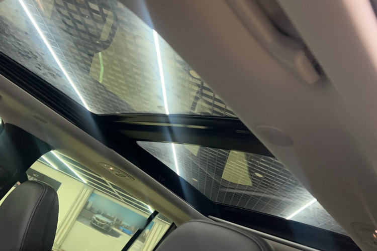 Jeep 大指挥官 2018款 2.0T 两驱进享版 国V局部细节22