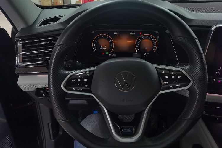 大众 途昂X 2021款 330TSI 两驱尊崇豪华版中控内饰7001