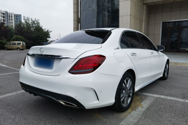 奔驰C级 2019款 C 180 L 时尚型运动版车身外观6005