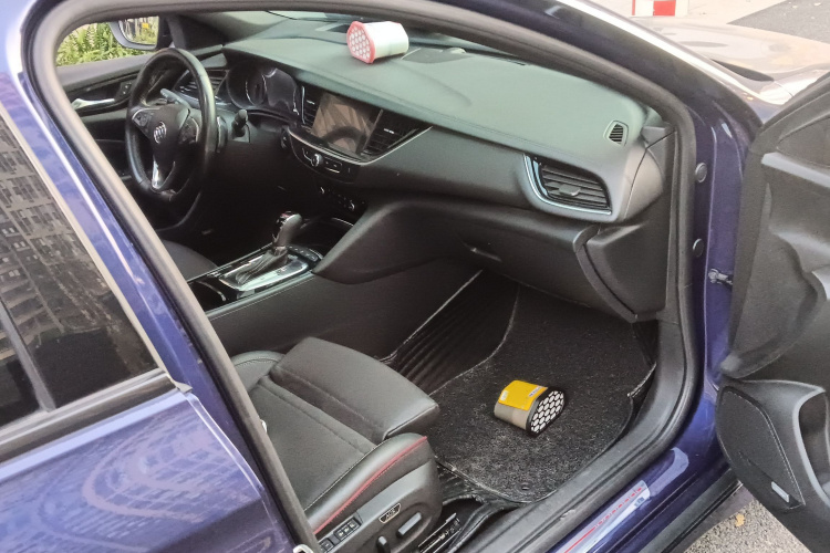 别克 君威 2017款 GS 28T 尊贵型局部细节9005