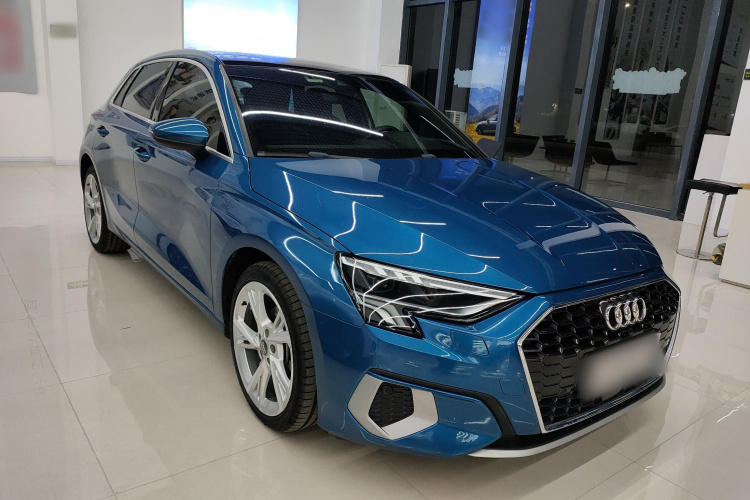 奥迪A3 2021款 Sportback 35 TFSI 时尚致雅型车身外观3