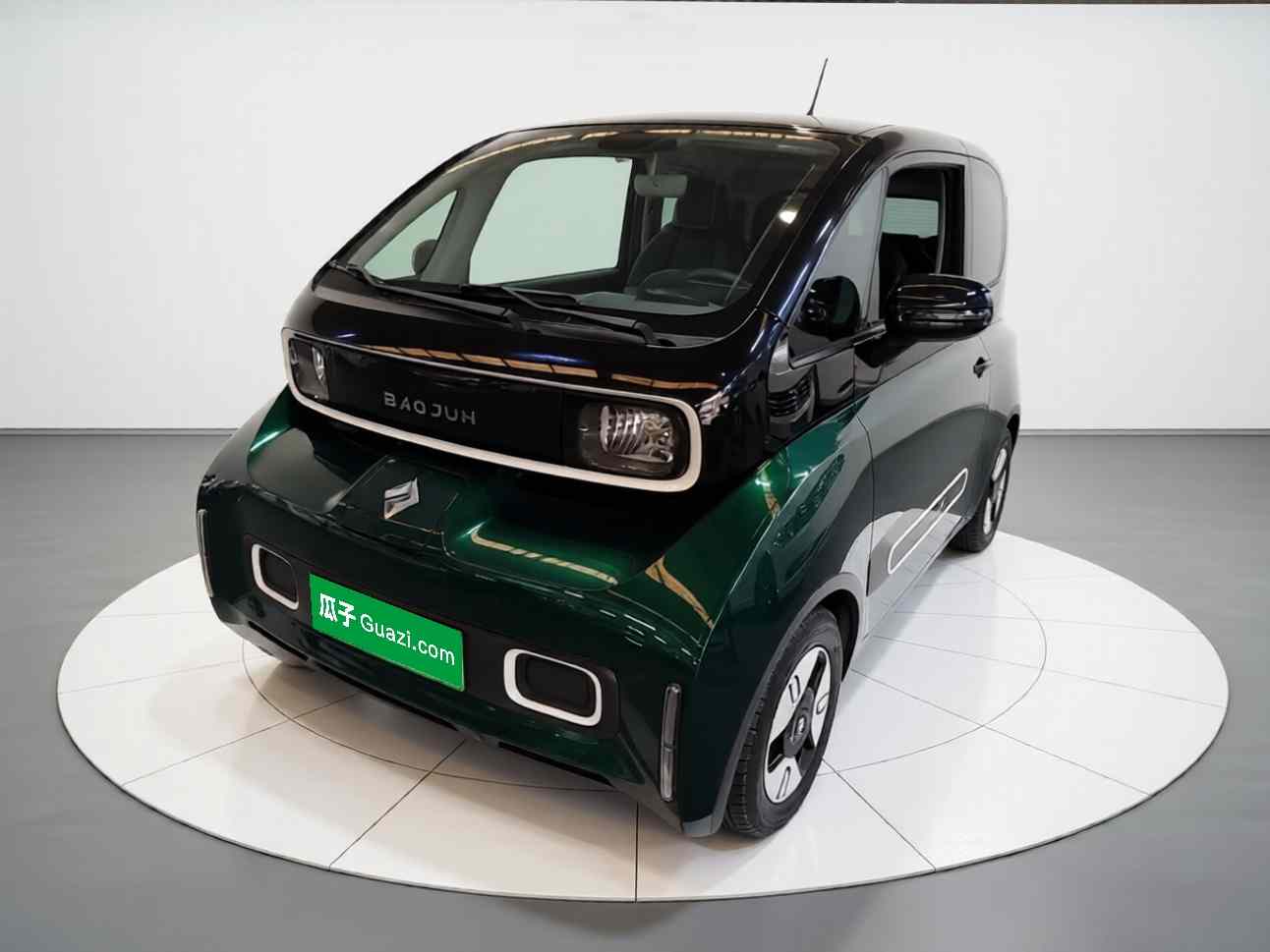 宝骏KiWi EV 2022款 设计师轻享版 磷酸铁锂(2)