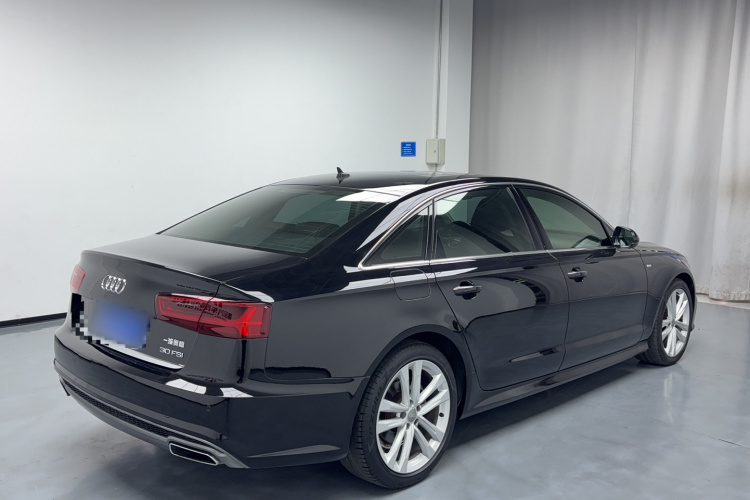 奥迪A6L 2018款 30 FSI 典藏版车身外观6004