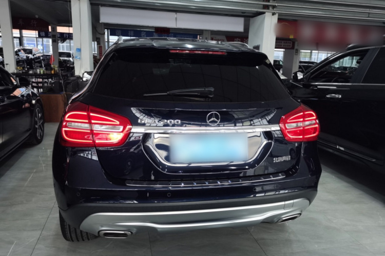 奔驰GLA 2016款 GLA 200 时尚型车身外观6