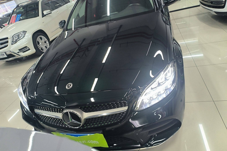 奔驰C级 2021款 C 200 L 时尚型运动版车身外观2