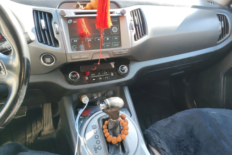 起亚 智跑 2015款 2.0L 自动两驱版DLX局部细节16