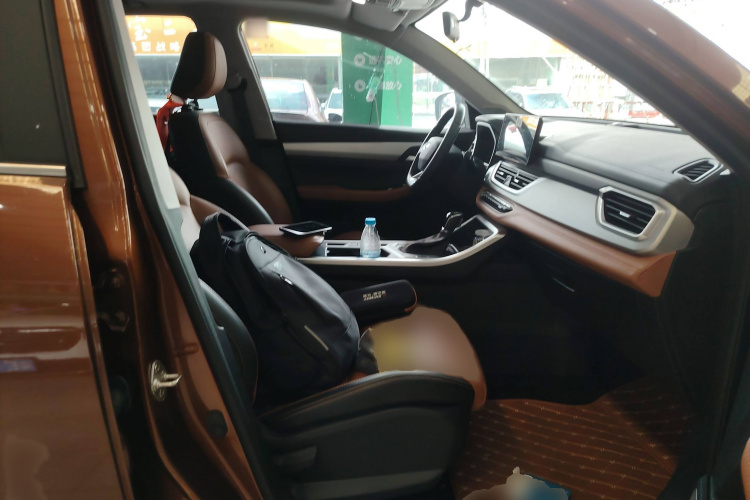 吉利汽车 远景X6 2020款 1.4T CVT尊贵型局部细节41