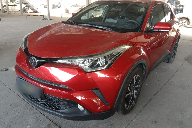 丰田C-HR 2018款 2.0L 领先版 国V车身外观1