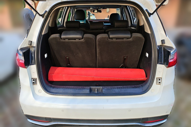 比亚迪 宋MAX 2017款 1.5T 自动智联尊贵型 7座局部细节23