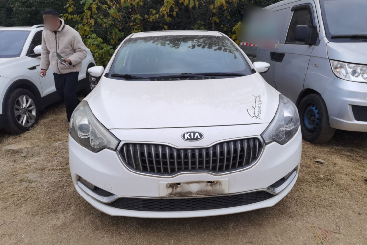 起亚K3 2015款 1.6L 自动GLS车身外观2