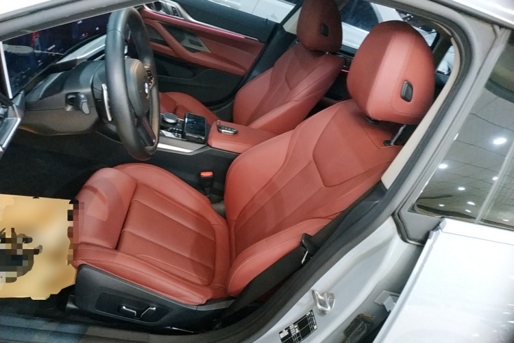 宝马4系 2023款 425i Gran Coupe M运动套装中控内饰19