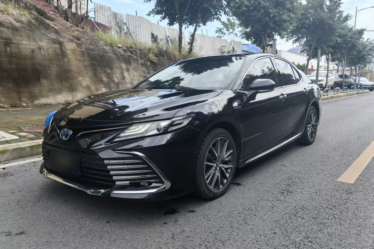 丰田 凯美瑞 2023款 双擎 2.5HG 豪华版车身外观1
