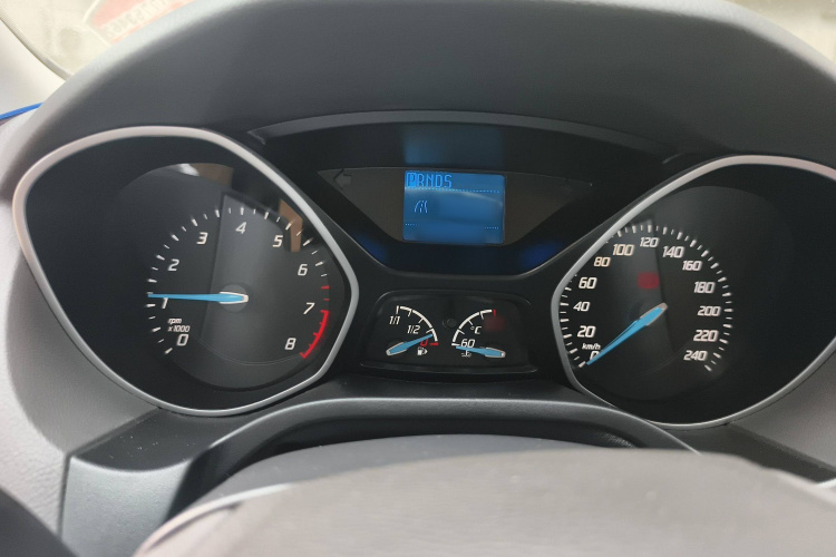 福特 福克斯 2012款 三厢 1.6L 自动舒适型局部细节14